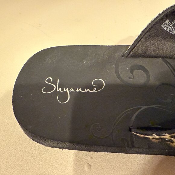 Shyanne Leopard Zebra Print Sandals Size 8 - Picture 5 of 14